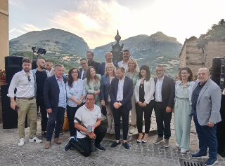 Montefortino celebra la "Festa dei Patrioti dei Sibillini": focus su aree interne e sviluppo montano