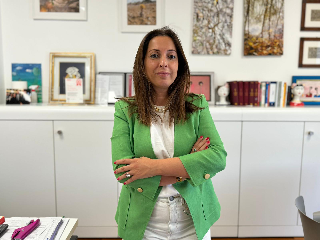 Porto San Giorgio: “Nate due volte”, il romanzo di Elisabetta Pieragostini per l’Aperitivo Filosofico