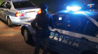 Due furti in una notte sul lungomare: ladri anche allo chalet La Papalina